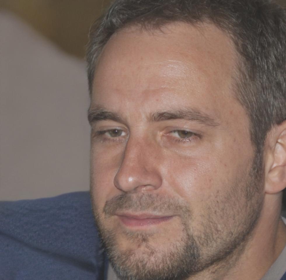 Dr. Stefan Müller, Finanzanalyst
